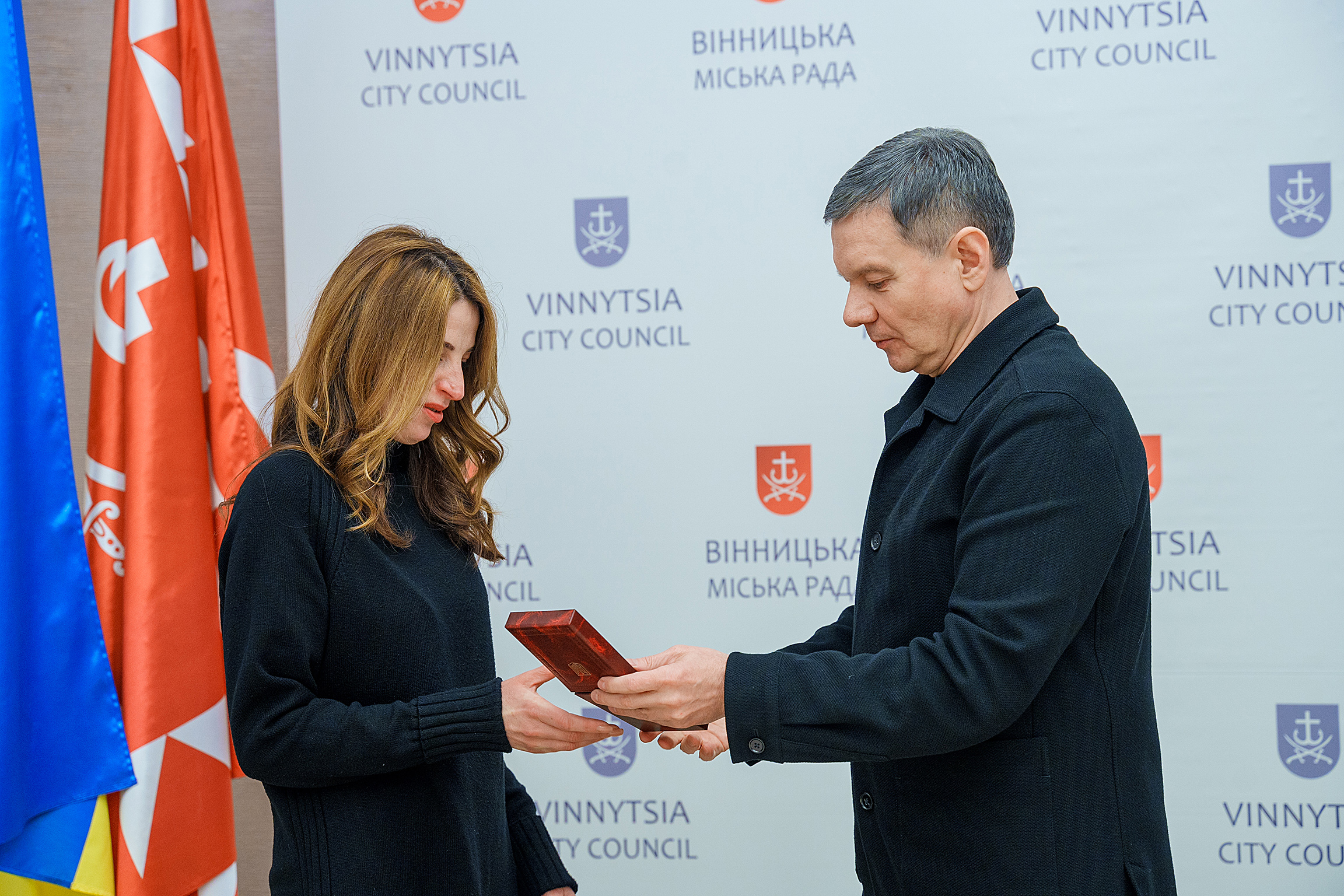 Сергій Моргунов передав орден «За мужність» III ступеня дружині Віталія Кудрика